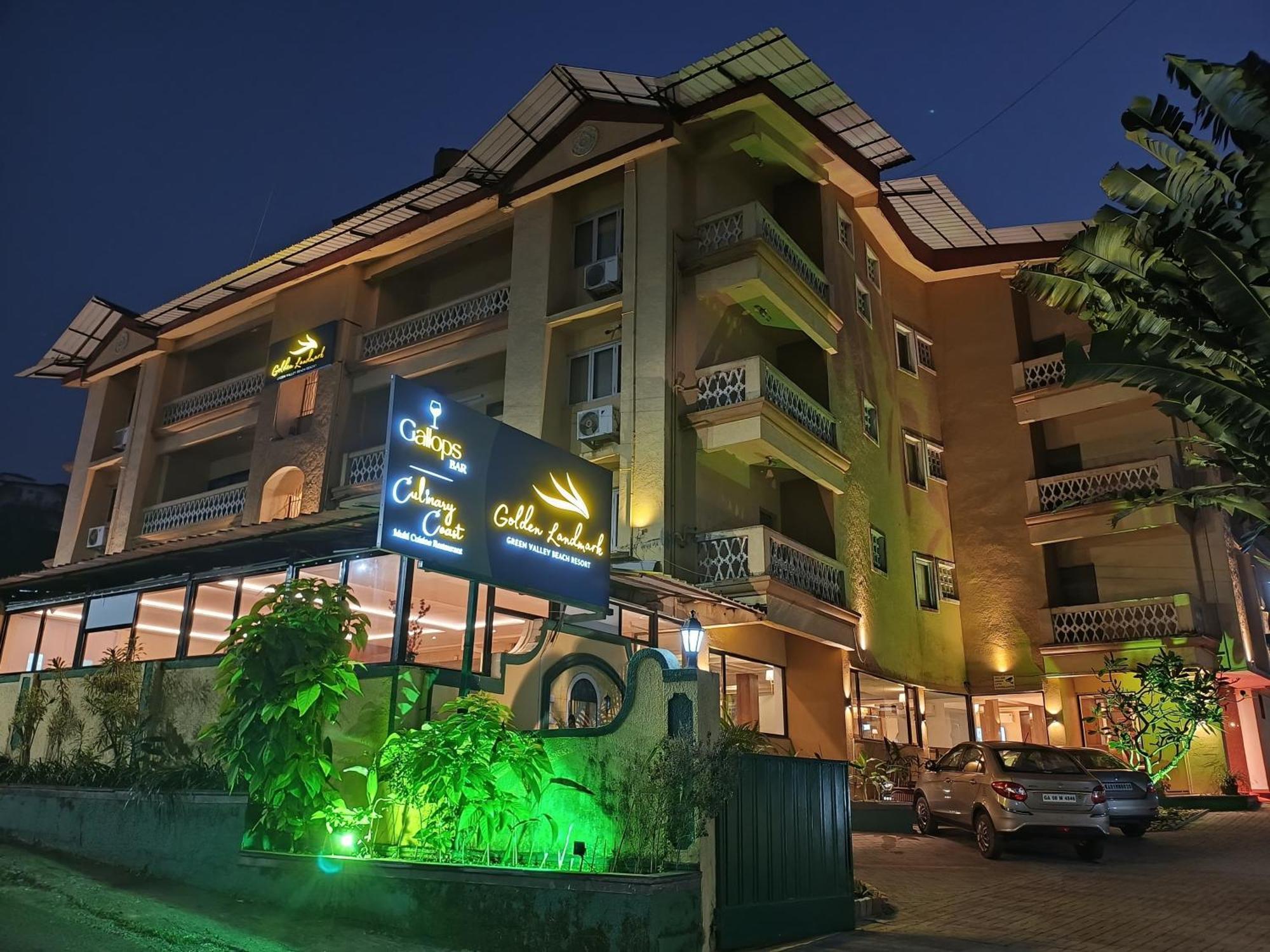 Golden Landmark Green Valley Beach Resort Dona Paula Buitenkant foto
