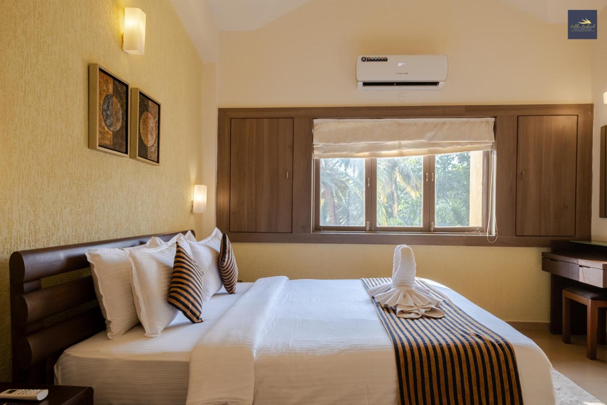 Golden Landmark Green Valley Beach Resort Dona Paula Buitenkant foto
