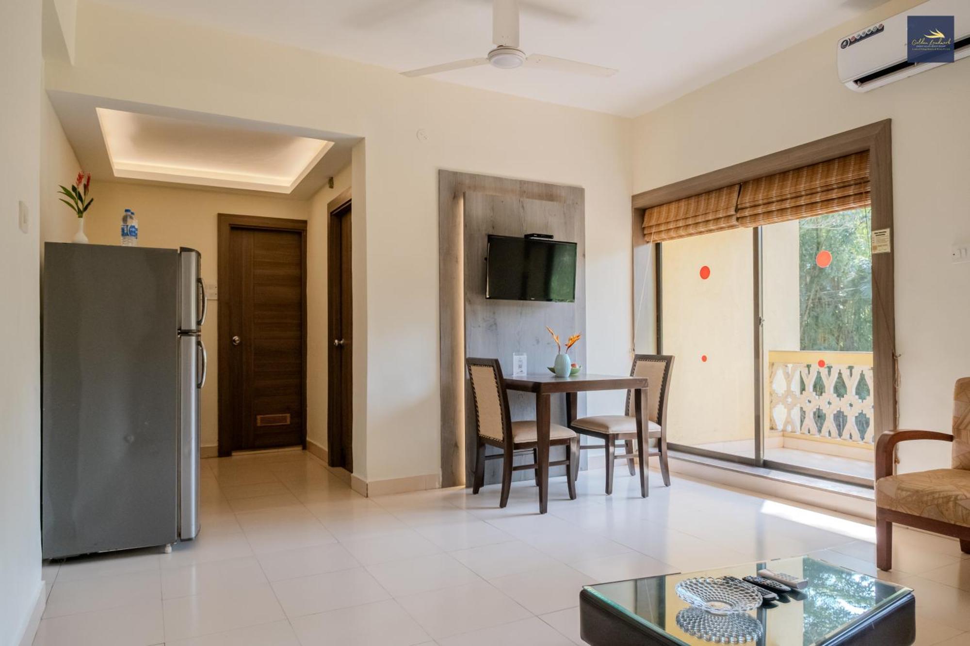 Golden Landmark Green Valley Beach Resort Dona Paula Buitenkant foto