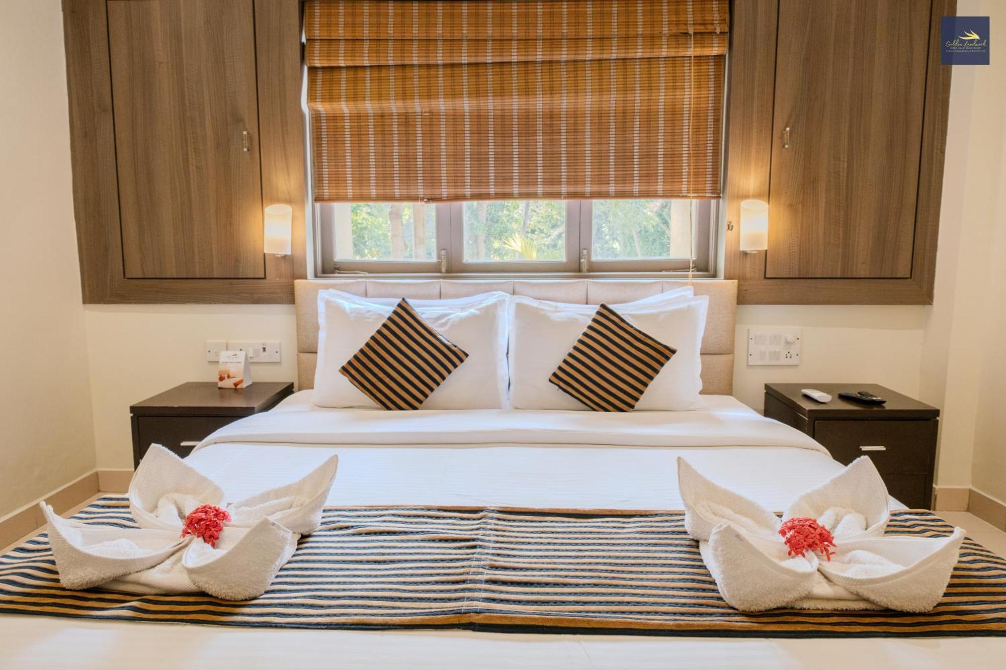 Golden Landmark Green Valley Beach Resort Dona Paula Buitenkant foto