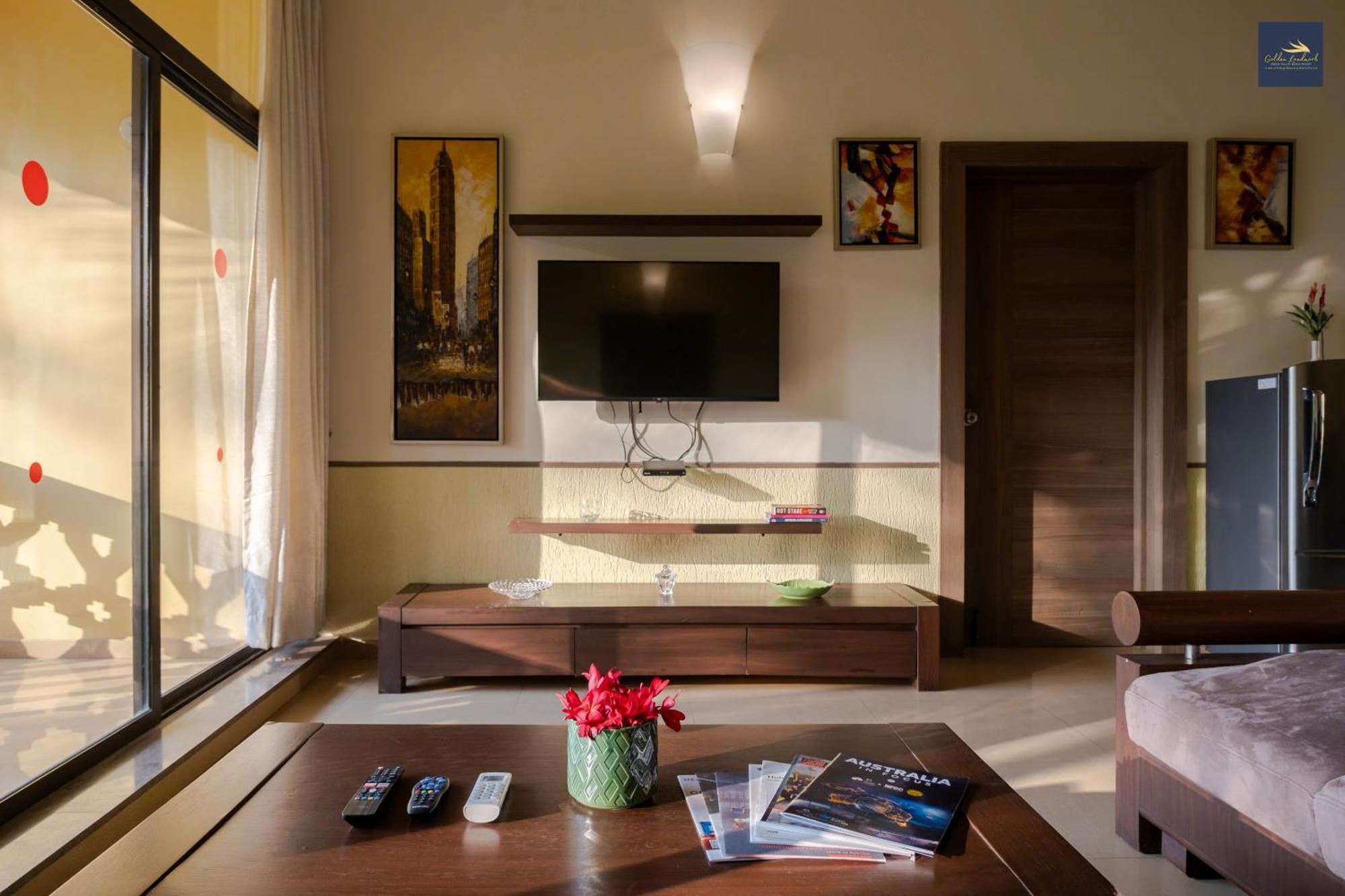Golden Landmark Green Valley Beach Resort Dona Paula Buitenkant foto