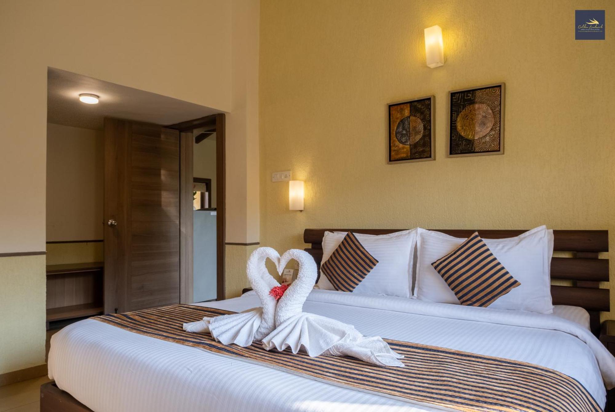 Golden Landmark Green Valley Beach Resort Dona Paula Buitenkant foto